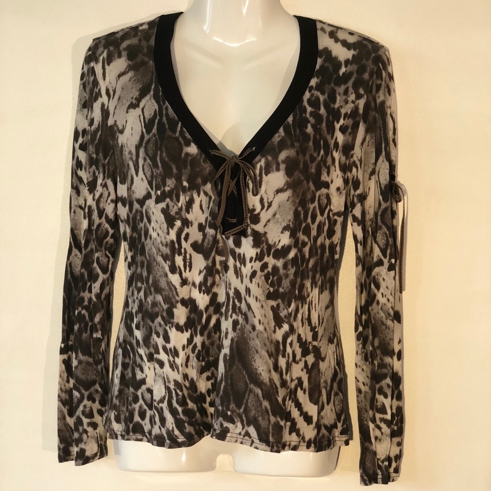 sale euc Garella animal print blouse sz3
